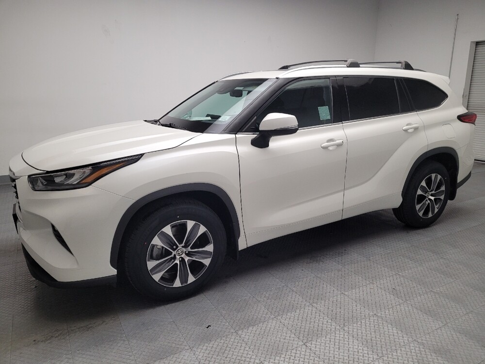 2020 Toyota Highlander in Downey, CA 90241 - 18087743 2