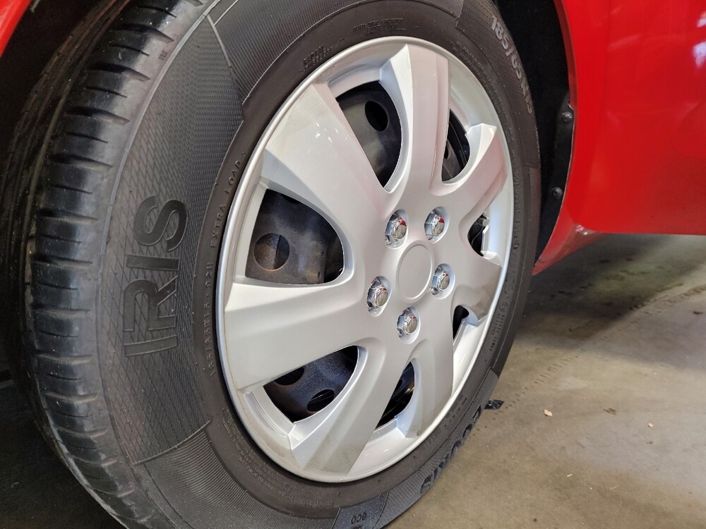 2017 Kia Rio in Fresno, CA 93726 - 18087748 31