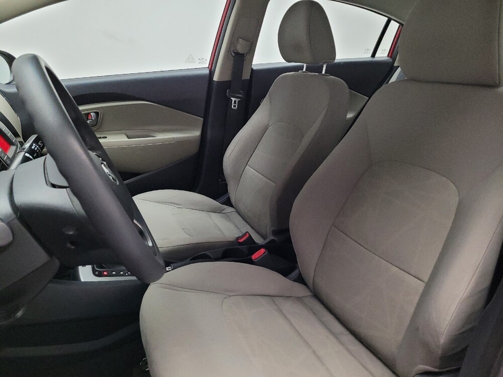 2017 Kia Rio in Fresno, CA 93726 - 18087748 17