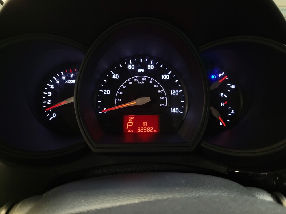 2017 Kia Rio in Fresno, CA 93726 - 18087748 23