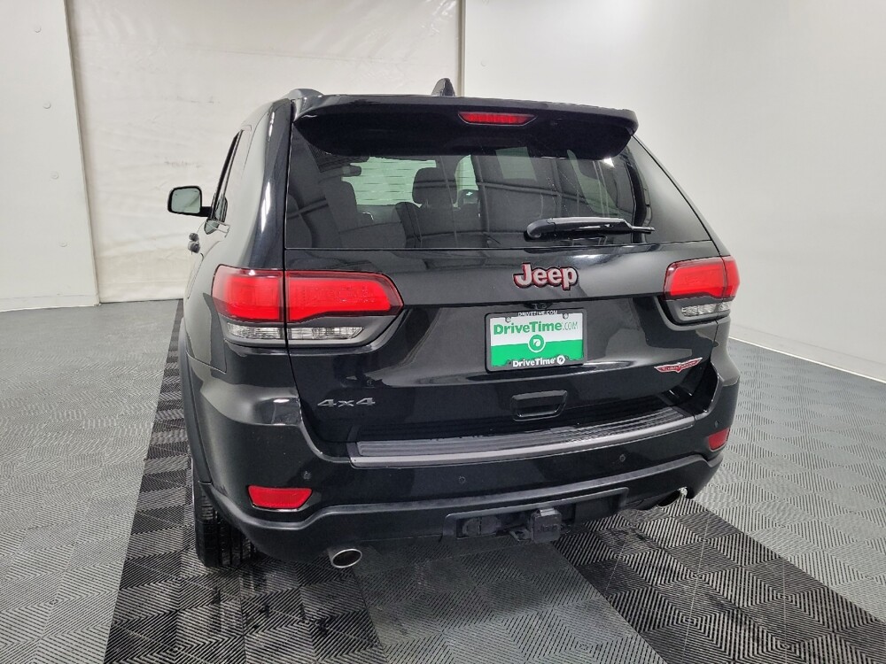 2017 Jeep Grand Cherokee in Plymouth Meeting, PA 19462 - 18087750 6