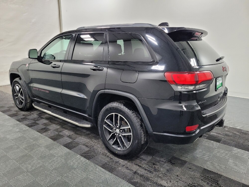 2017 Jeep Grand Cherokee in Plymouth Meeting, PA 19462 - 18087750 3