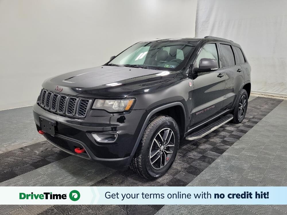 2017 Jeep Grand Cherokee in Plymouth Meeting, PA 19462 - 18087750