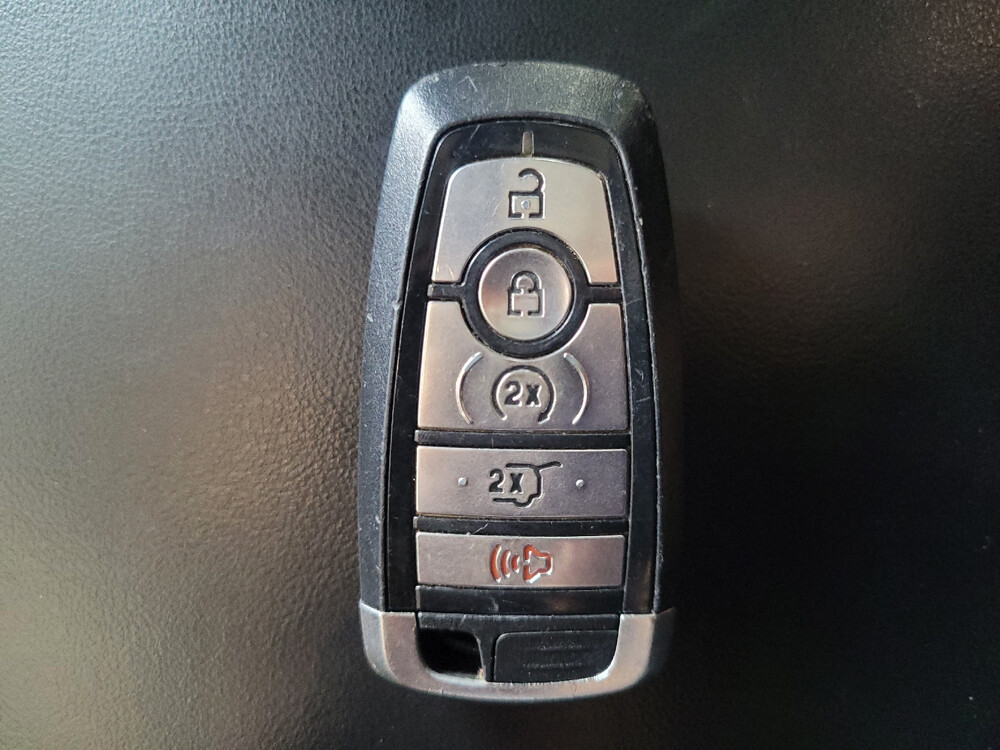 2020 Ford Explorer in Charlotte, NC 28213 - 18087751 32