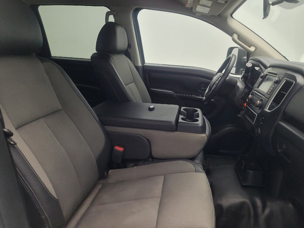 2019 Nissan Titan in Union City, GA 30291 - 18087752 21