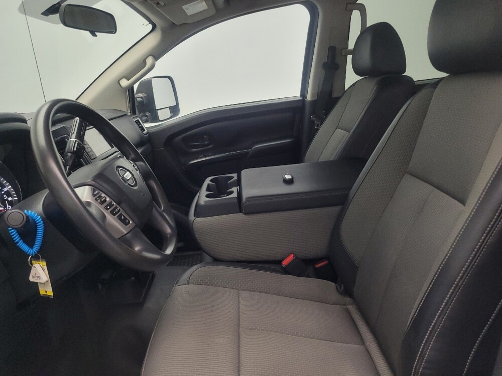 2019 Nissan Titan in Union City, GA 30291 - 18087752 17