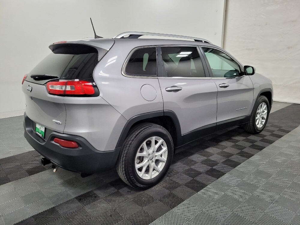 2018 Jeep Cherokee in Langhorne, PA 19047 - 18087758 10