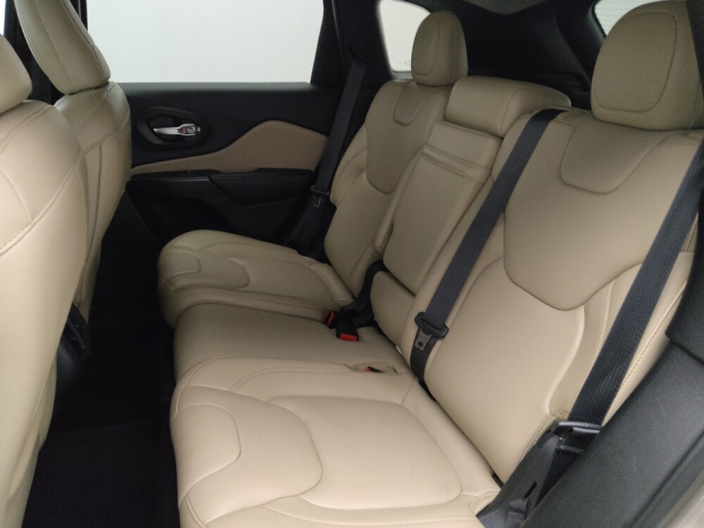 2016 Jeep Cherokee in Macon, GA 31210 - 18087767 18