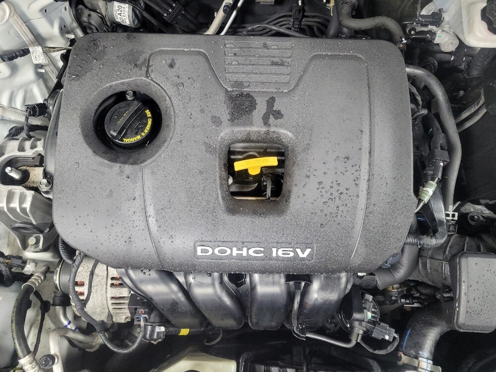 2018 Hyundai Elantra in Macon, GA 31210 - 18087769 30