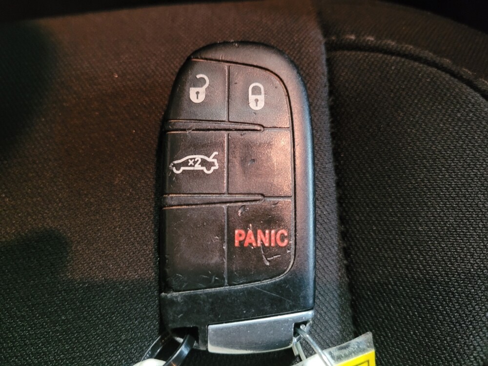 2016 Dodge Challenger in Round Rock, TX 78664 - 18087793 32