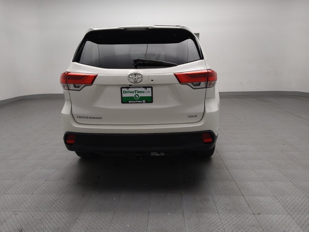 2017 Toyota Highlander in El Paso, TX 79907 - 18087800 7
