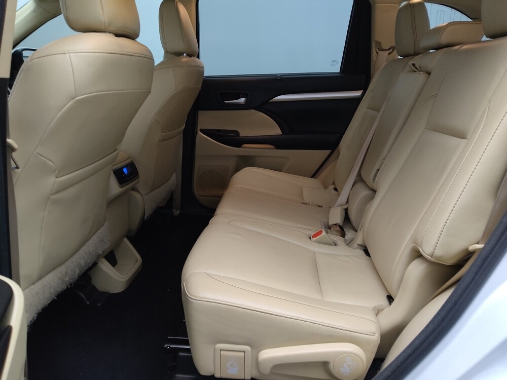 2017 Toyota Highlander in El Paso, TX 79907 - 18087800 18