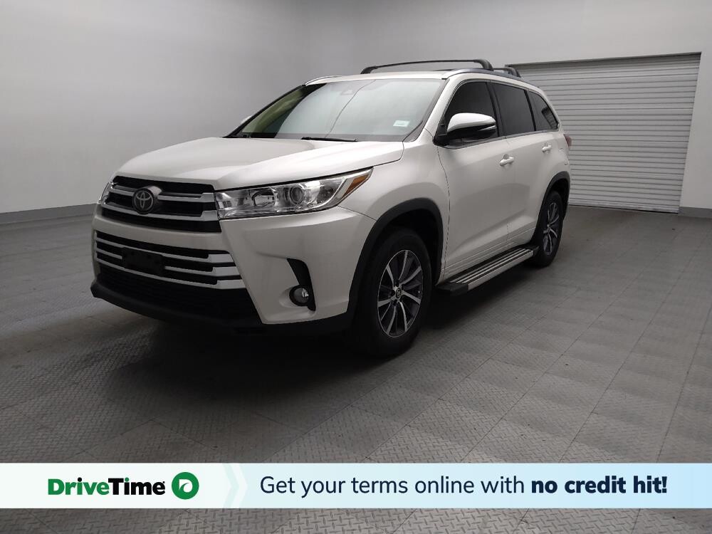 2017 Toyota Highlander in El Paso, TX 79907 - 18087800