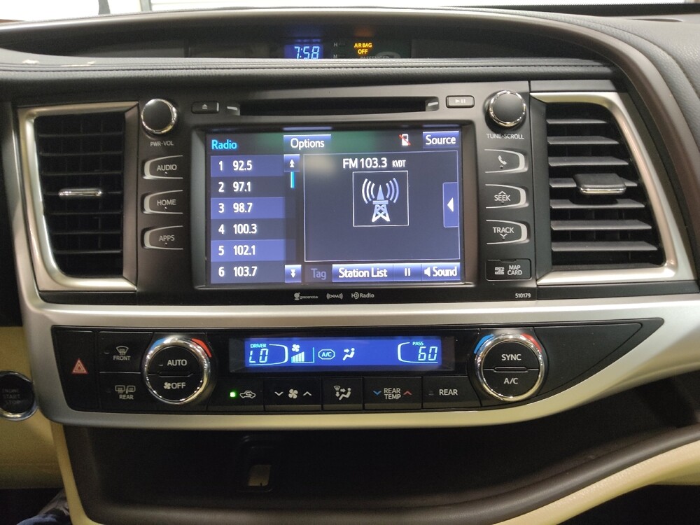 2017 Toyota Highlander in El Paso, TX 79907 - 18087800 25