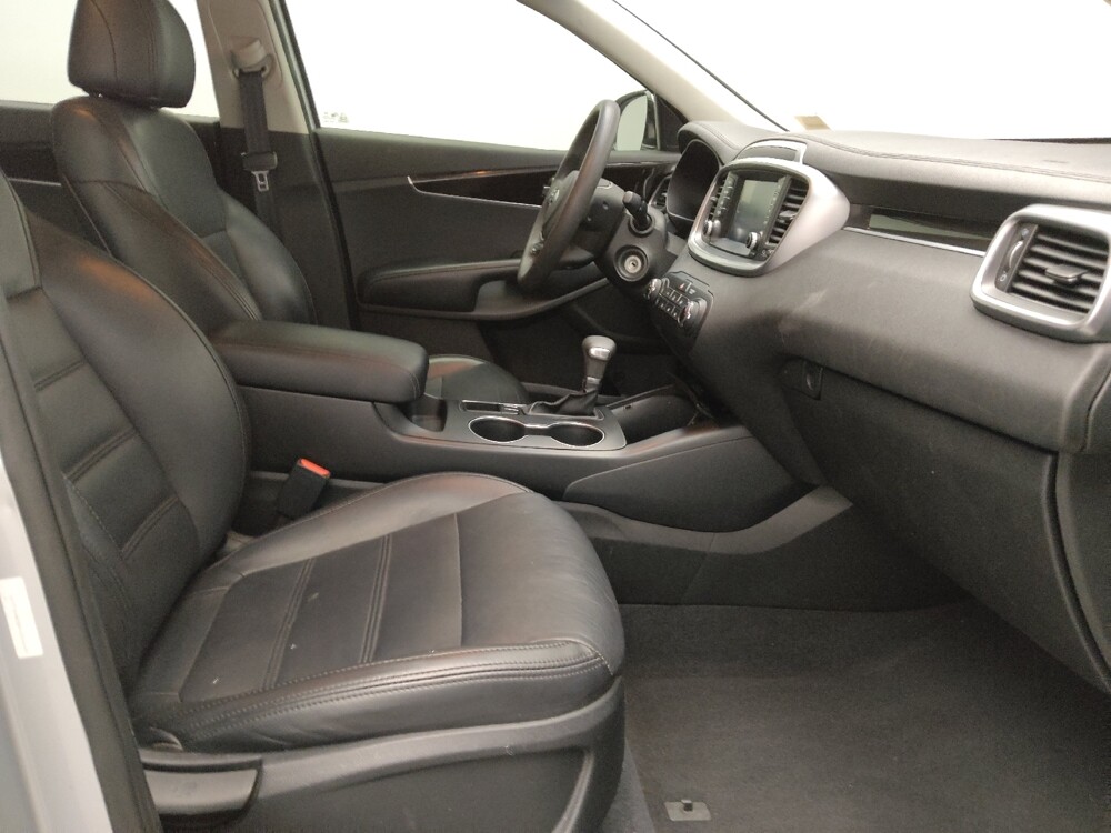 2019 Kia Sorento in Plano, TX 75074 - 18087801 21