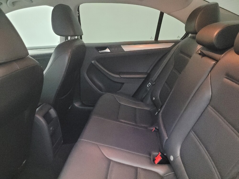 2017 Volkswagen Jetta in Tucson, AZ 85705 - 18087804 18