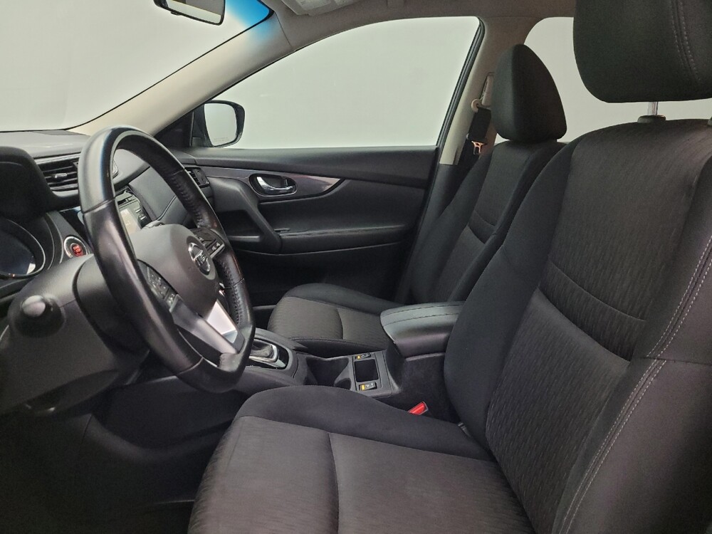 2017 Nissan Rogue in Glendale, AZ 85301 - 18087810 17