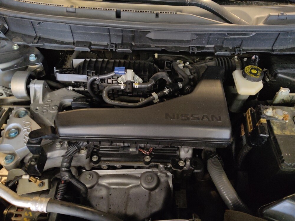 2017 Nissan Rogue in Glendale, AZ 85301 - 18087810 30