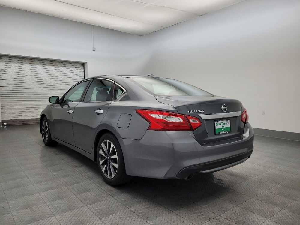 2017 Nissan Altima in Mesa, AZ 85210 - 18087815 5