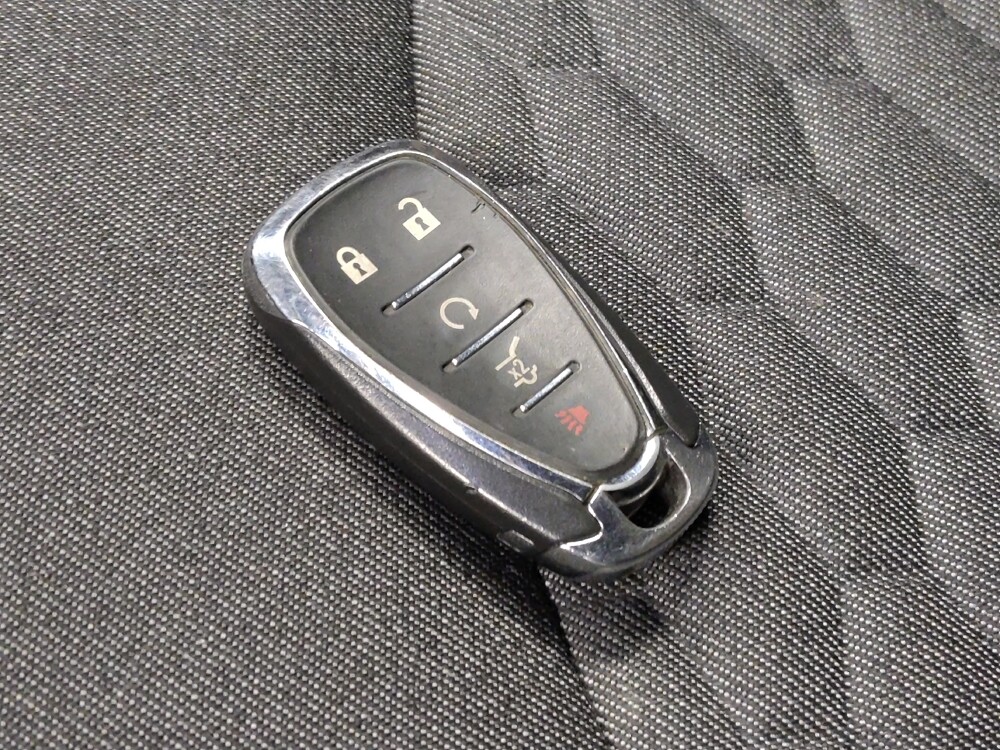 2020 Chevrolet Equinox in Albuquerque, NM 87113 - 18087816 32