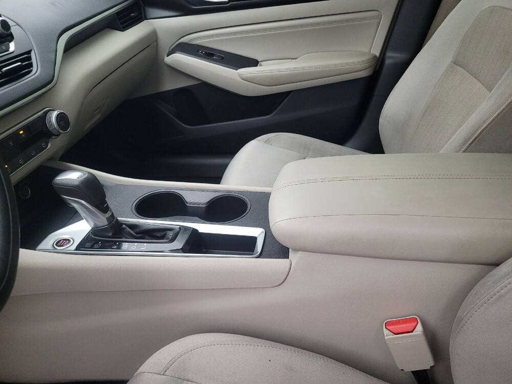 2019 Nissan Altima in Macon, GA 31210 - 18087822 26