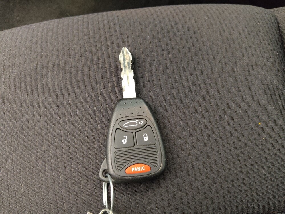 2014 Chrysler 200 in Lakeland, FL 33815 - 18087827 32