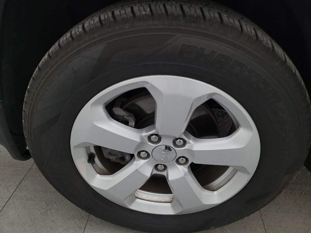 2019 Jeep Compass in Bradenton, FL 34207 - 18087829 31