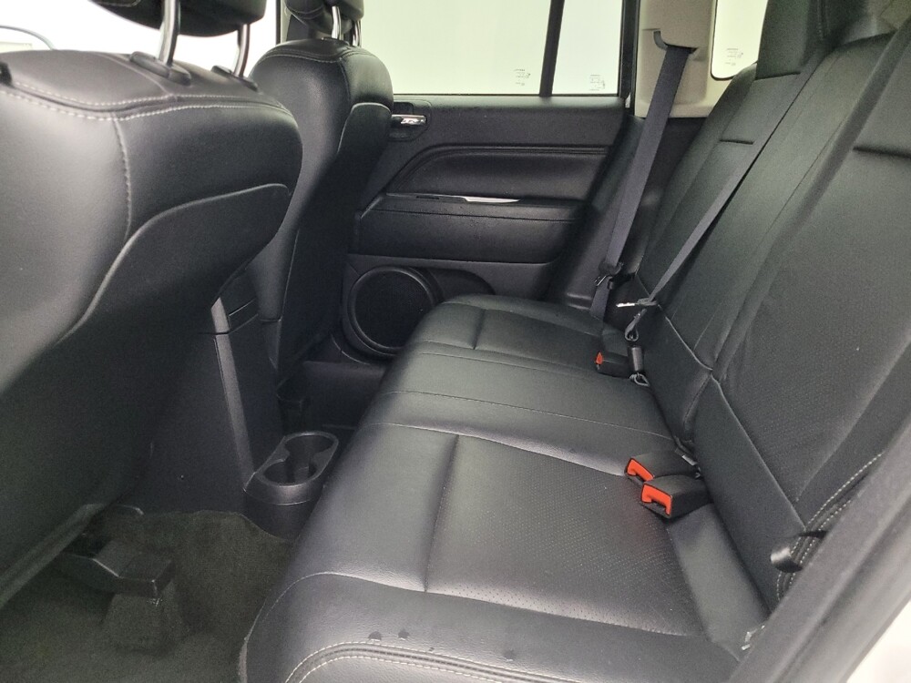 2017 Jeep Compass in Lakeland, FL 33815 - 18087832 18