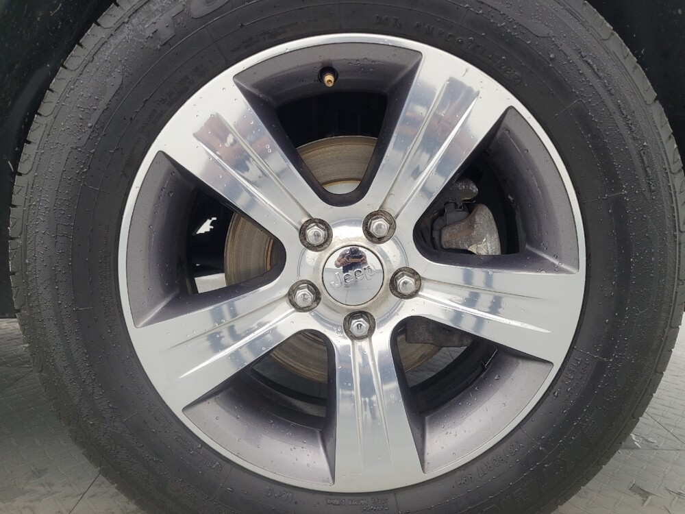 2017 Jeep Compass in Lakeland, FL 33815 - 18087832 31