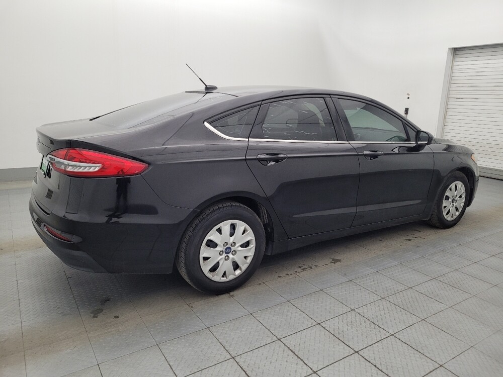 2019 Ford Fusion in Tallahassee, FL 32304 - 18087834 10