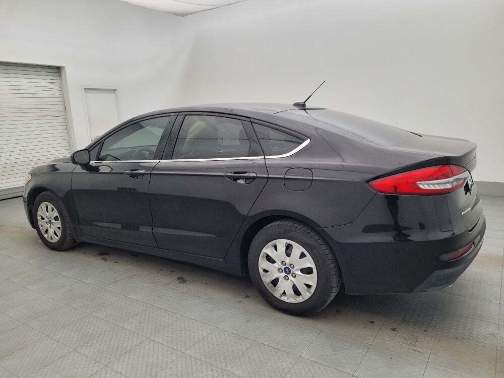 2019 Ford Fusion in Tallahassee, FL 32304 - 18087834 3