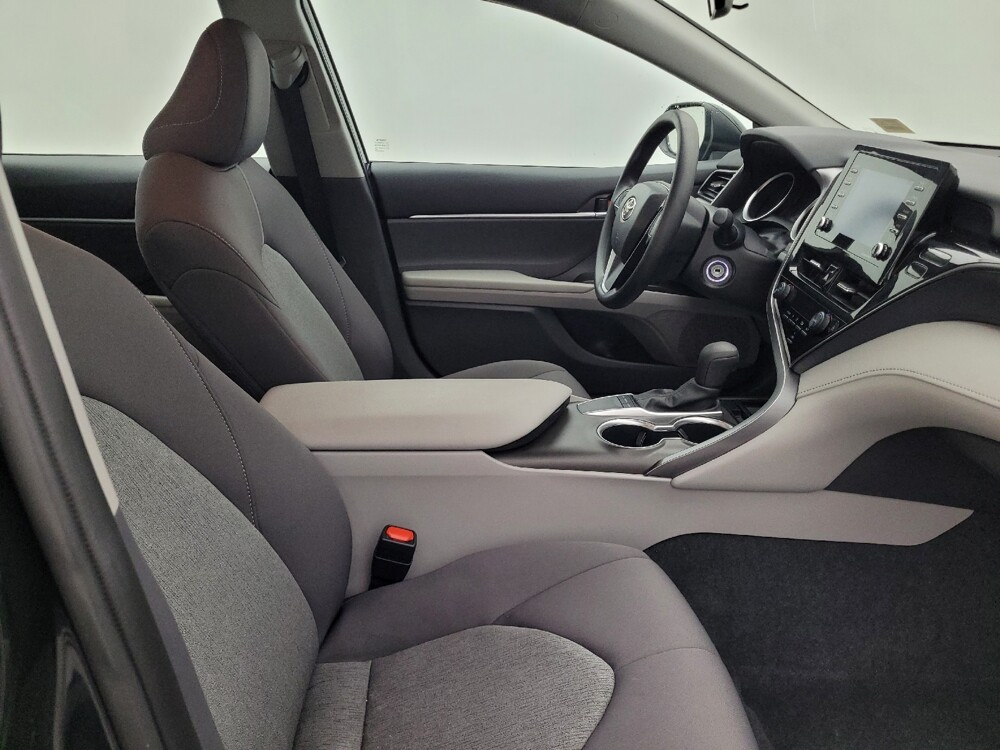 2022 Toyota Camry in Morrow, GA 30260 - 18087837 21