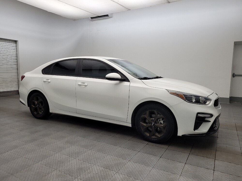 2021 Kia Forte in Glendale, AZ 85301 - 18087847 11