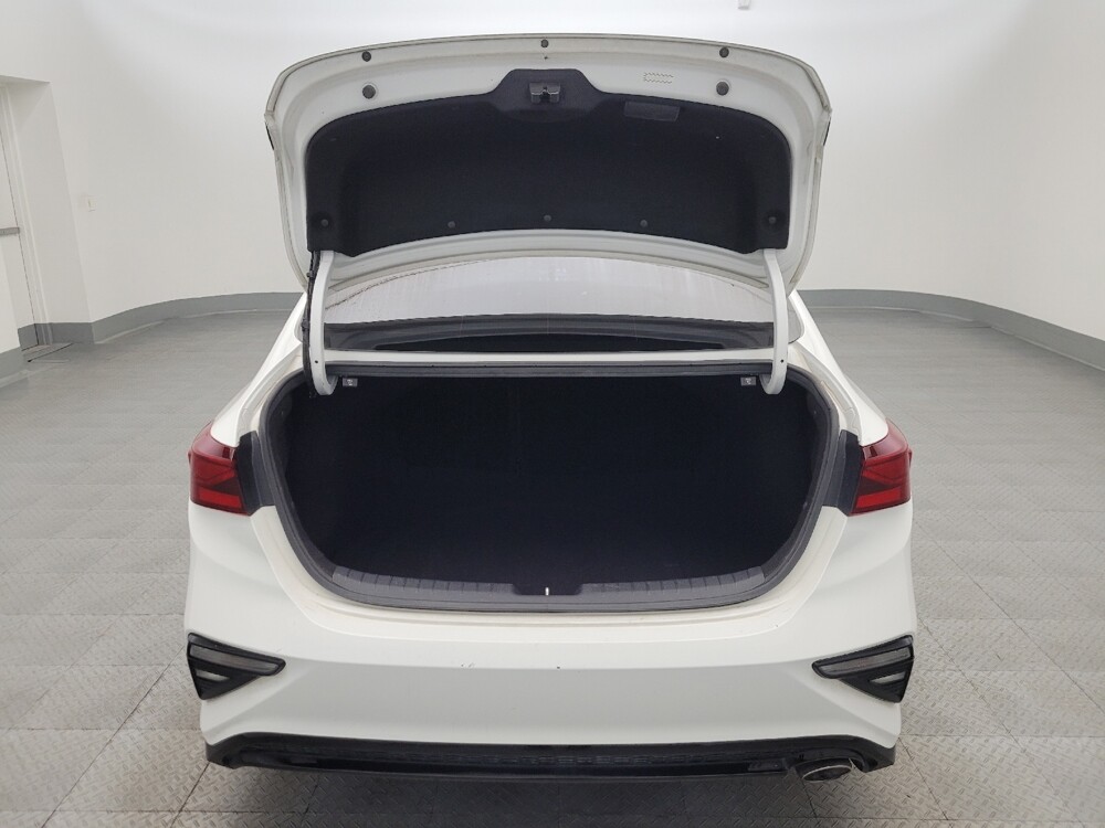 2021 Kia Forte in Glendale, AZ 85301 - 18087847 29