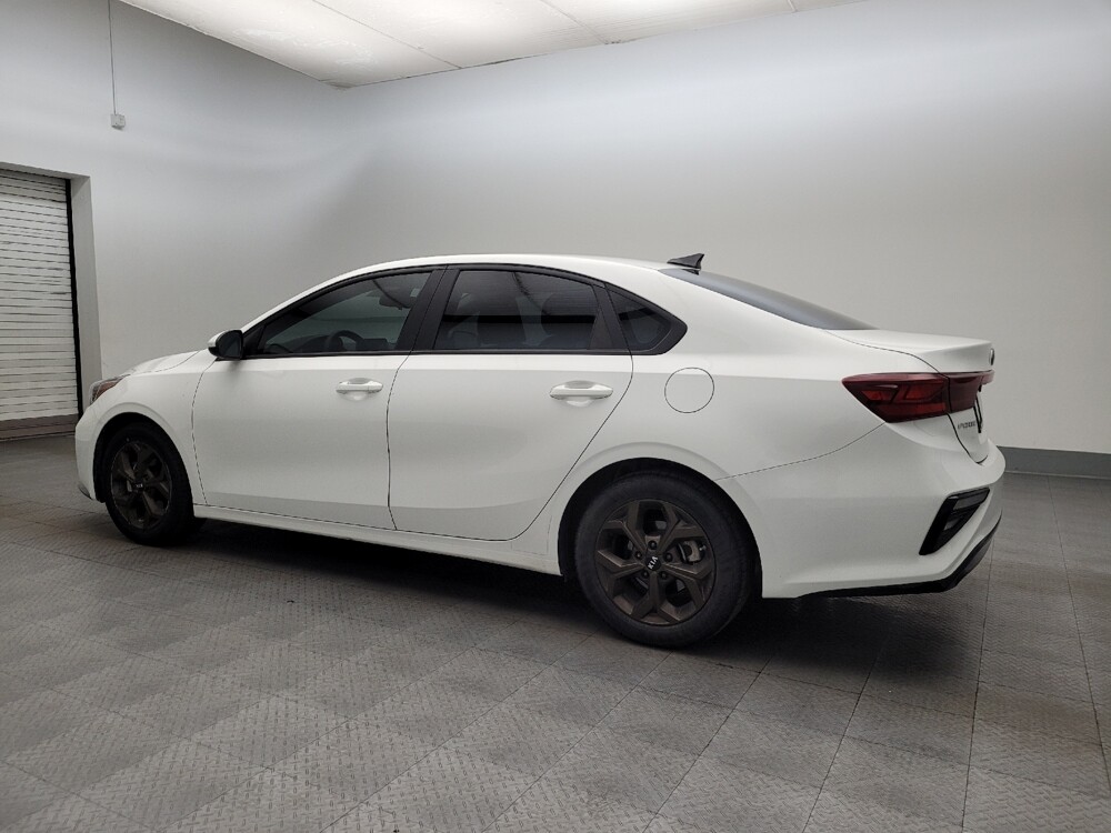 2021 Kia Forte in Glendale, AZ 85301 - 18087847 3