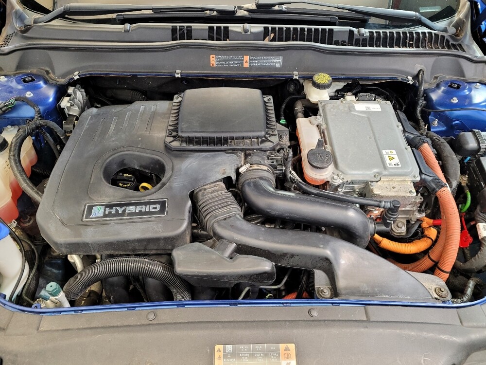 2017 Ford Fusion in Lexington, KY 40509 - 18087850 30