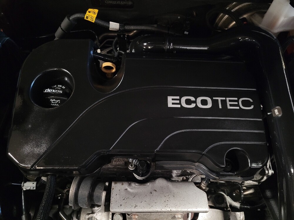 2020 Chevrolet Equinox in Savannah, GA 31419 - 18087851 30