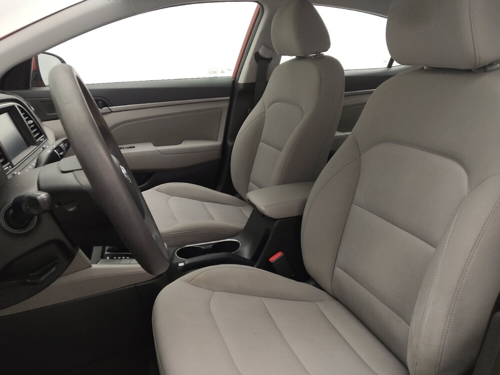 2018 Hyundai Elantra in Jacksonville, FL 32210 - 18087859 17
