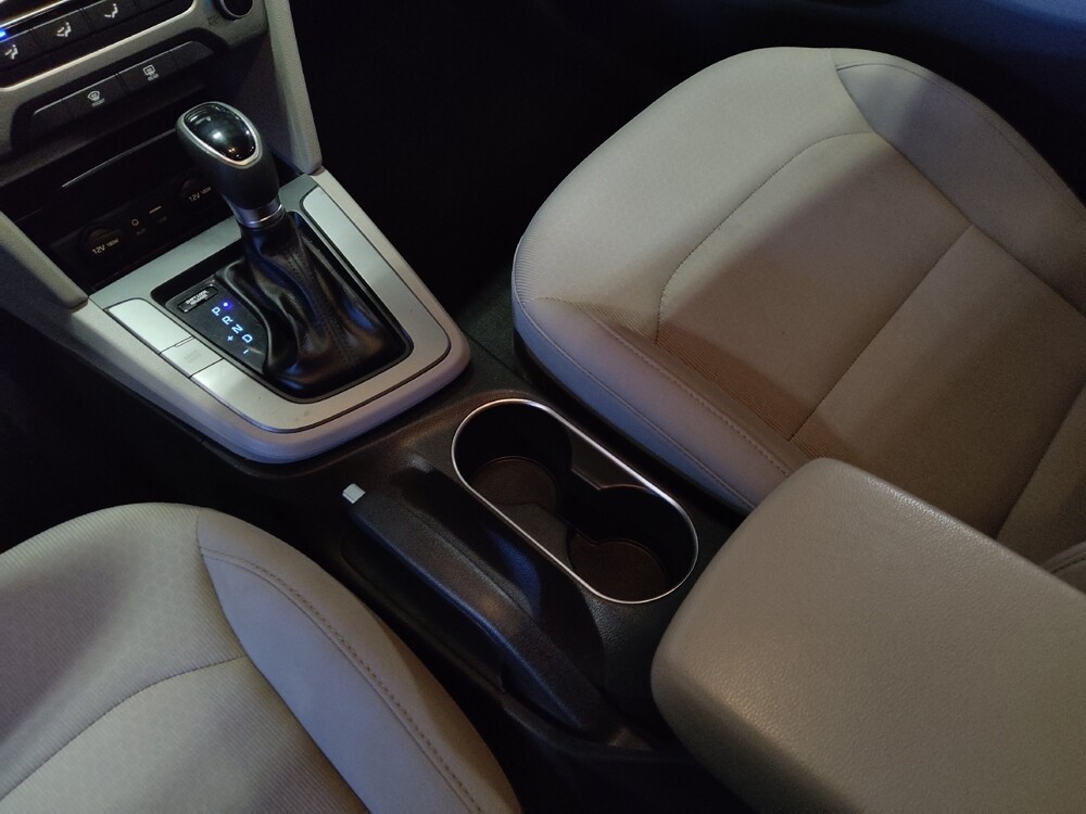 2018 Hyundai Elantra in Jacksonville, FL 32210 - 18087859 26
