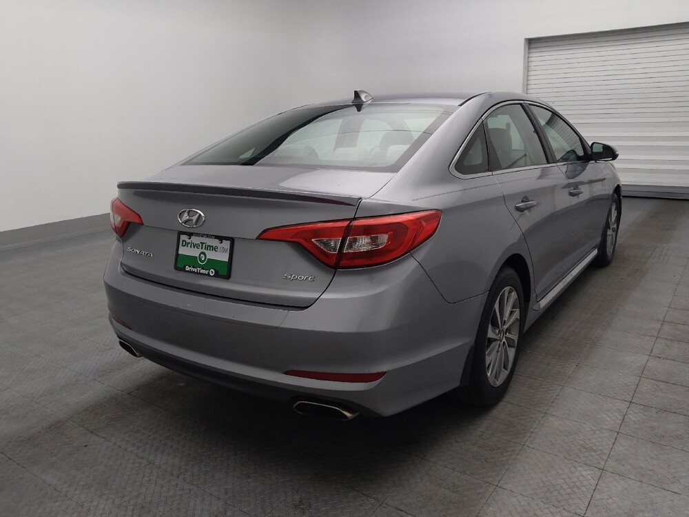 2016 Hyundai Sonata in Jacksonville, FL 32210 - 18087860 9