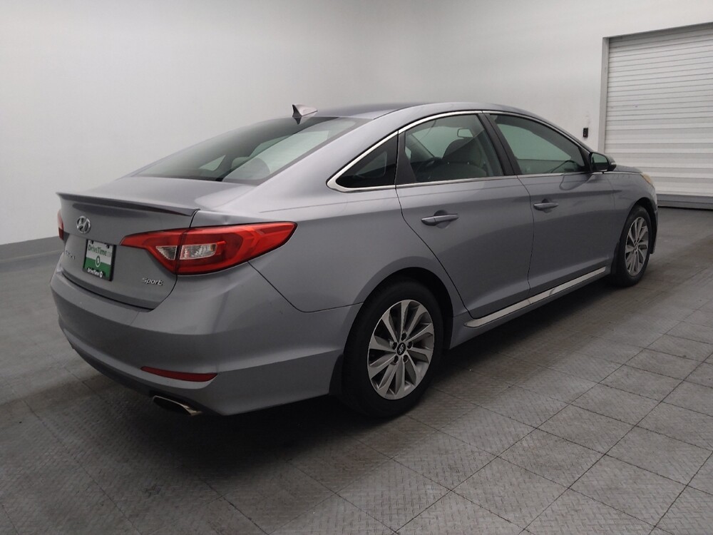 2016 Hyundai Sonata in Jacksonville, FL 32210 - 18087860 10