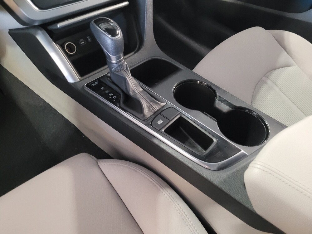 2016 Hyundai Sonata in Jacksonville, FL 32210 - 18087860 26