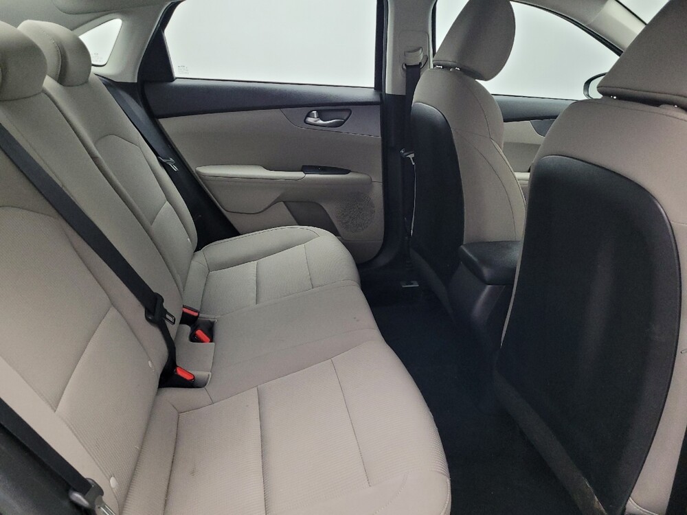 2020 Kia Forte in Jacksonville, FL 32210 - 18087861 19