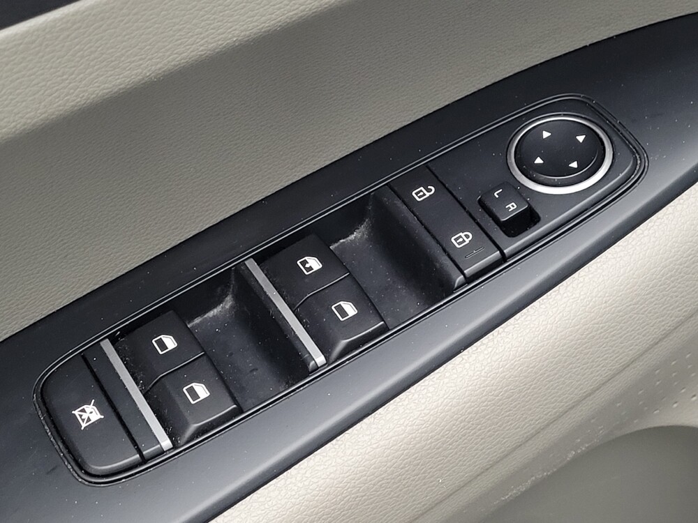 2020 Kia Forte in Jacksonville, FL 32210 - 18087861 27