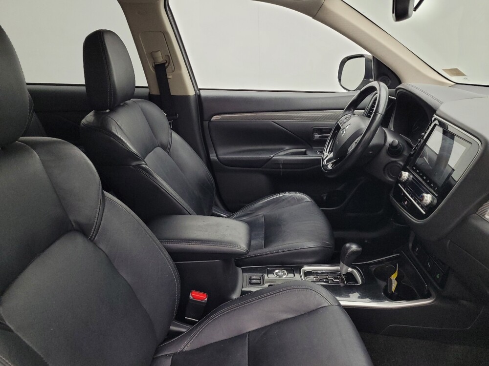 2020 Mitsubishi Outlander in Greenville, NC 27834 - 18087873 21