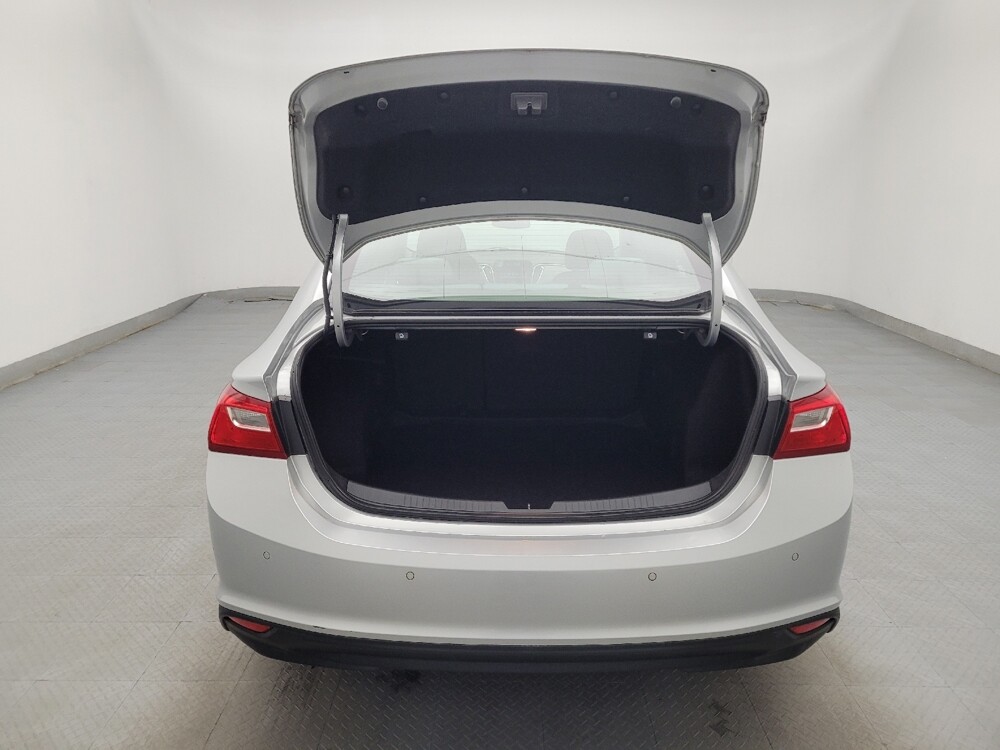 2018 Chevrolet Malibu in Chesapeake, VA 23320 - 18087874 29