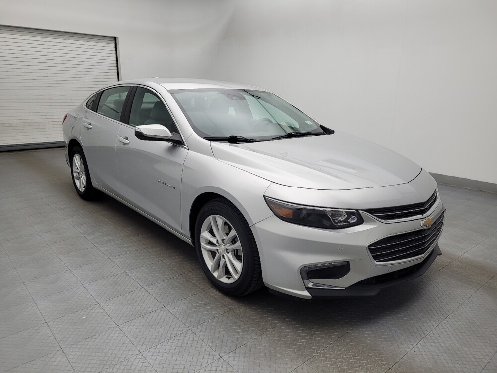 2018 Chevrolet Malibu in Chesapeake, VA 23320 - 18087874 11