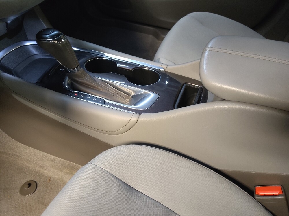 2018 Chevrolet Malibu in Chesapeake, VA 23320 - 18087874 26