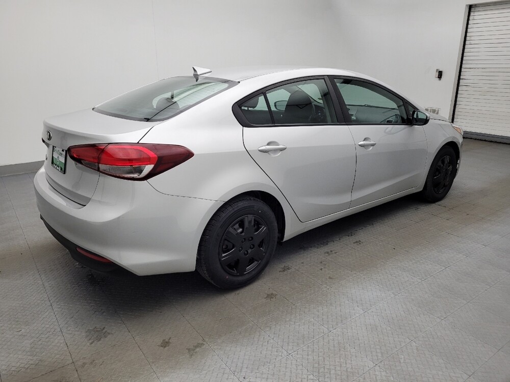 2018 Kia Forte in Winston-Salem, NC 27103 - 18087875 10