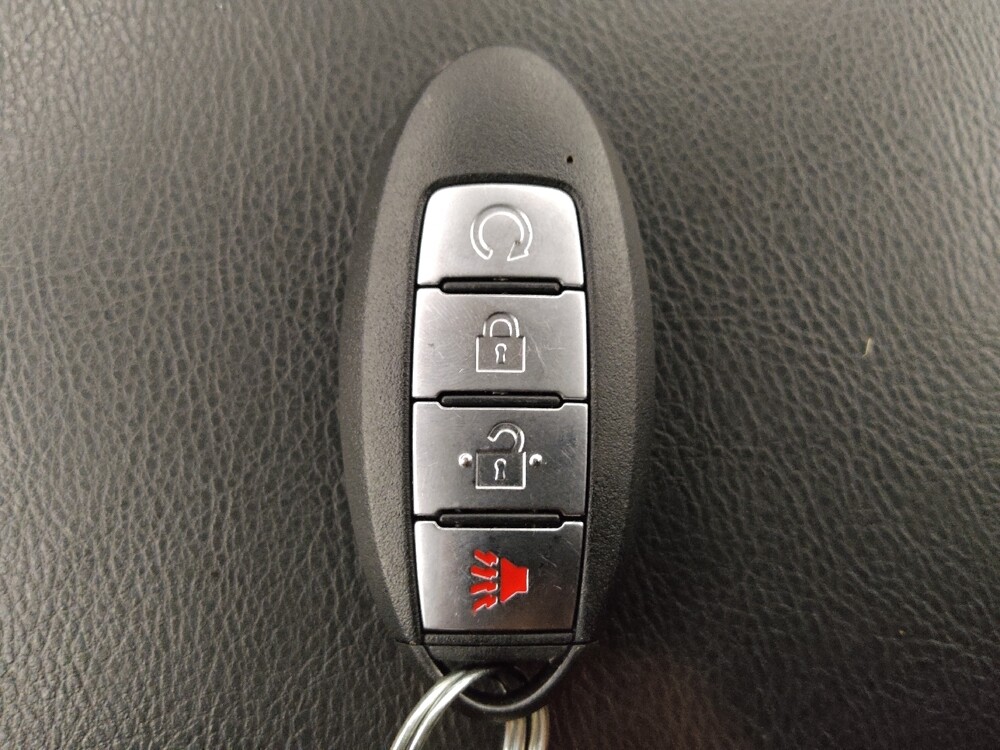 2020 Nissan Pathfinder in Denver, CO 80012 - 18087876 32